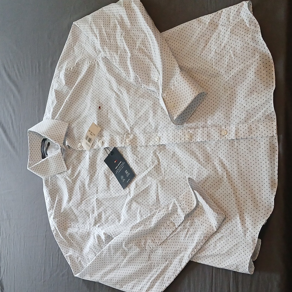New, Mens L, TOMMY HILFIGER, Slim Fit Button Down Dress Shirt